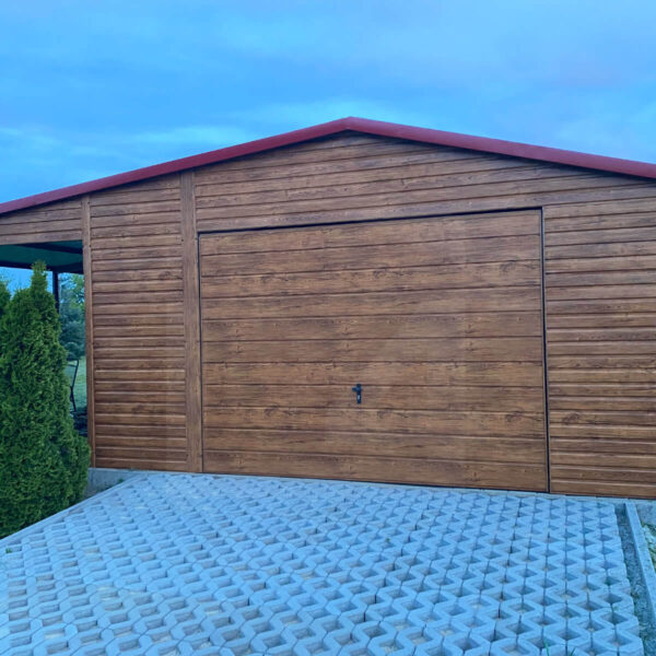 Garaż dwuspadowy Złoty dąb Premium 5m x 5,8m oraz 2m wiata