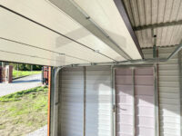 Garaż blaszany Złoty dąb 6m x 5,8m z bramą segmentową brama od wewnątrz